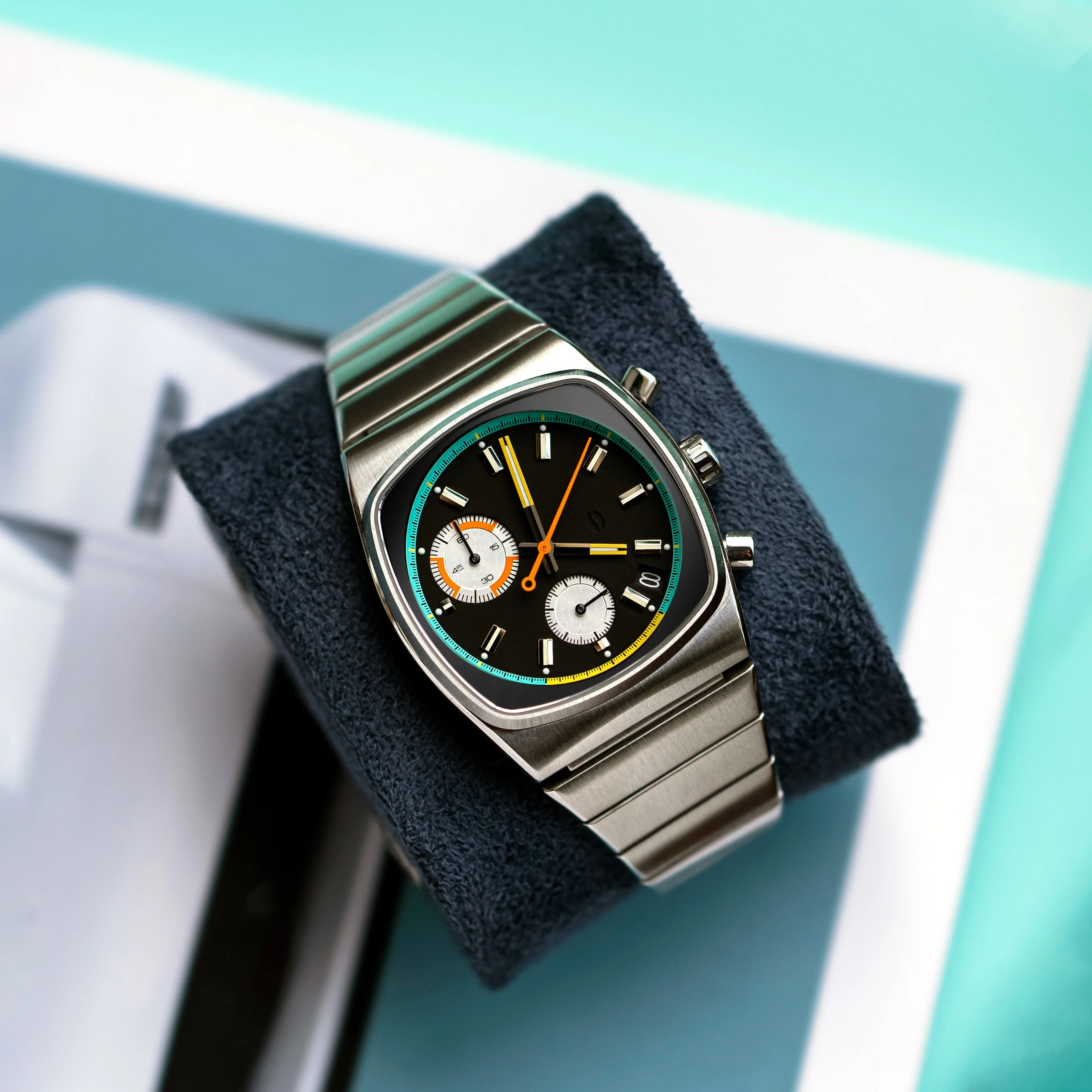 Timeless Retro Style, Modern Performance